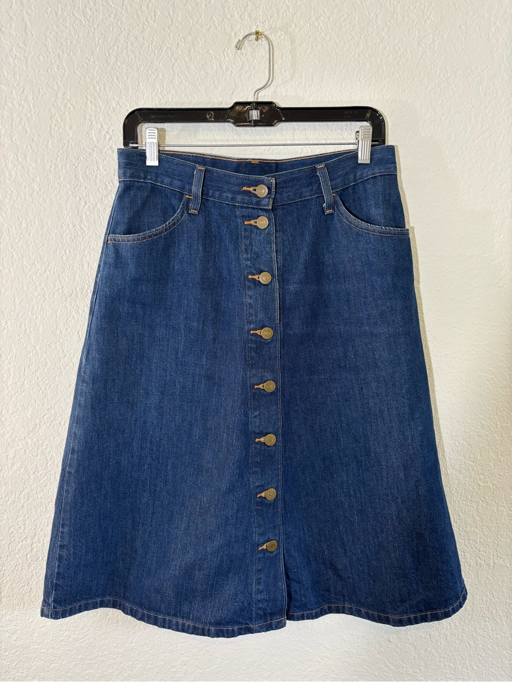 Levi’s Blue Denim Button Front A-Line Midi Skirt Size 27 - Picture 3 of 13